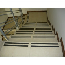 Cinta antideslizante para escaleras 2 x 60 pies
